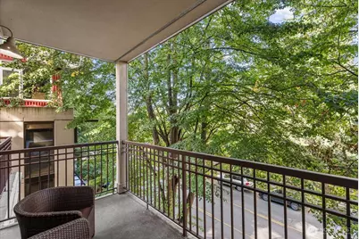 5016 California Avenue SW #302, Seattle, WA 98136 - Photo 17