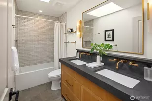 23 Prospect St, Seattle, WA 98109 - Photo 19