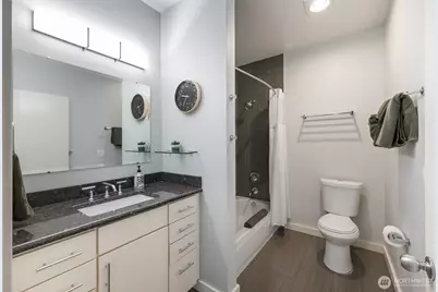 2415 2nd Avenue #449, Seattle, WA 98121 - Photo 15