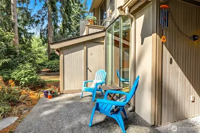 13730 15th Avenue NE #F105, Seattle, WA 98125 - Photo 25