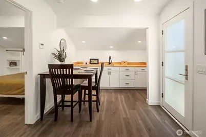 5610 W Mercer Way, Mercer Island, WA 98040 - Photo 29