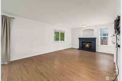 18215 SE 261st Court, Covington, WA 98042 - Photo 15