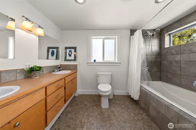 4108 41st Avenue S, Seattle, WA 98118 - Photo 11