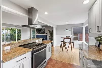 3712 37th Avenue SW, Seattle, WA 98126 - Photo 11