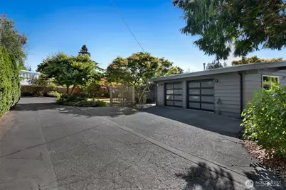 9822 Cherry Street, Edmonds, WA 98020 - Photo 5