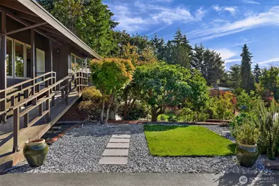 13748 16th Avenue SW, Burien, WA 98166 - Photo 3