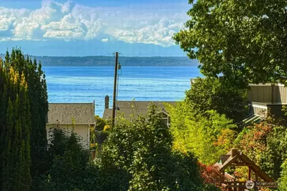 9819 Cherry Street, Edmonds, WA 98020 - Photo 7