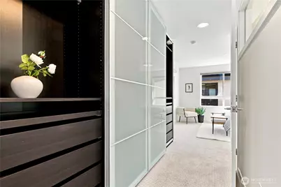 313 Valley Street, Seattle, WA 98109 - Photo 15