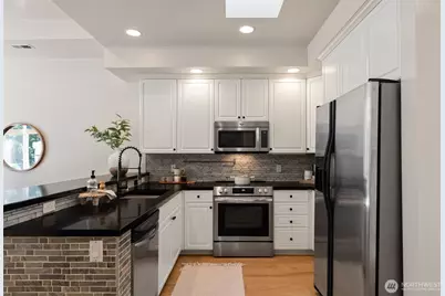 1709 134th Avenue SE #22, Bellevue, WA 98005 - Photo 11