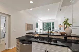 1709 134th Ave SE, Bellevue, WA 98005 - Photo 13