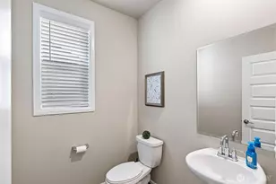 10432 Treasure Dr NW, Silverdale, WA 98383 - Photo 7