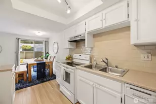 2630 Club Ct, Mount Vernon, WA 98273 - Photo 11