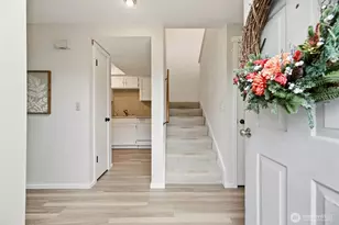 2630 Club Ct, Mount Vernon, WA 98273 - Photo 3