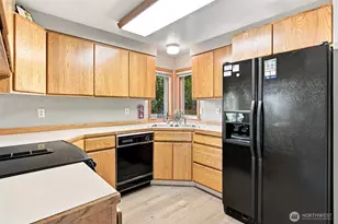 240 E Channel Dr, Allyn, WA 98524 - Photo 19