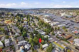 626 W Emerson St, Seattle, WA 98119 - Photo 33
