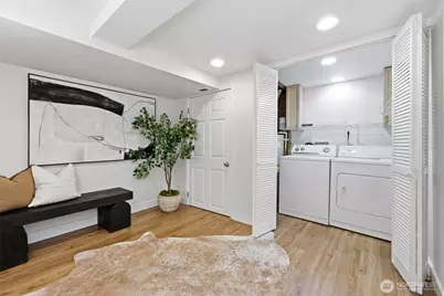 626 W Emerson Street, Seattle, WA 98119 - Photo 17