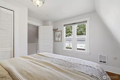 626 W Emerson Street, Seattle, WA 98119 - Photo 25