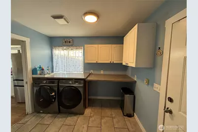 2557 Lakeridge Drive, Ferndale, WA 98248 - Photo 17