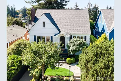 3829 45th Avenue SW, Seattle, WA 98116 - Photo 1