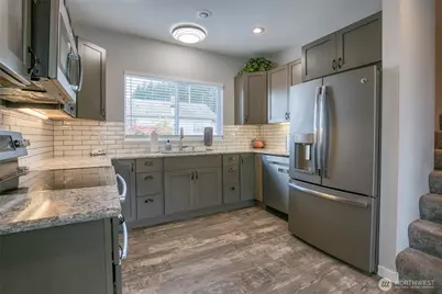 218 B Street, Cosmopolis, WA 98537 - Photo 9