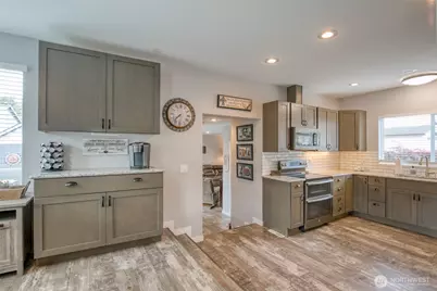 218 B Street, Cosmopolis, WA 98537 - Photo 11