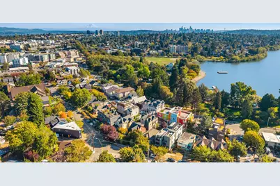 2423 N 75th Street, Seattle, WA 98103 - Photo 31
