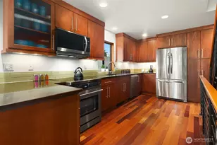 2423 N 75th St, Seattle, WA 98103 - Photo 19