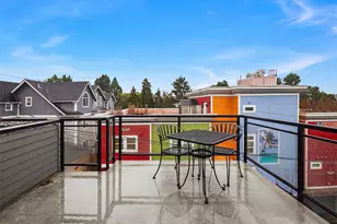 2423 N 75th St, Seattle, WA 98103 - Photo 29