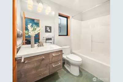 2423 N 75th Street, Seattle, WA 98103 - Photo 11