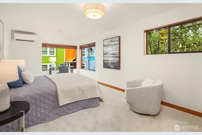 2423 N 75th Street, Seattle, WA 98103 - Photo 7