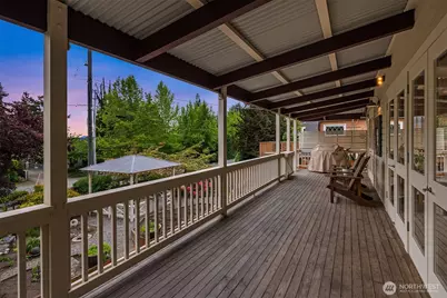 4712 SW Brace Point Drive, Seattle, WA 98136 - Photo 17