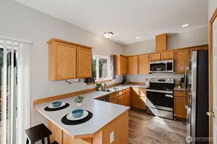 7037 Whistle Ln NE, Bremerton, WA 98311 - Photo 15