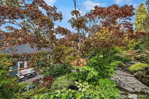 863 E Gwinn Pl, Seattle, WA 98102 - Photo 31
