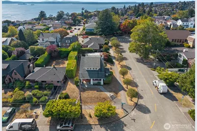1557 Thorndyke Avenue W, Seattle, WA 98199 - Photo 39