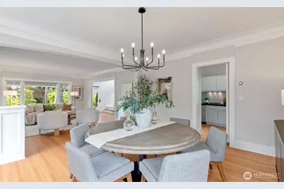 1557 Thorndyke Avenue W, Seattle, WA 98199 - Photo 13