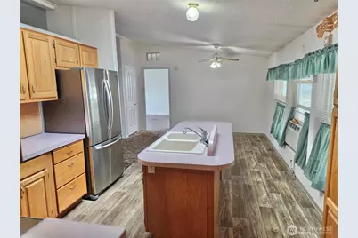 8 Heritage Boulevard, Longview, WA 98632 - Photo 5