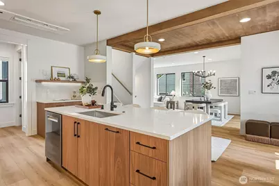 1218 NE 103rd Street, Seattle, WA 98125 - Photo 5