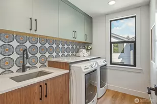 1218 NE 103rd St, Seattle, WA 98125 - Photo 19