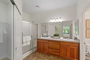 24515 NE Vine Maple Way, Redmond, WA 98053 - Photo 19