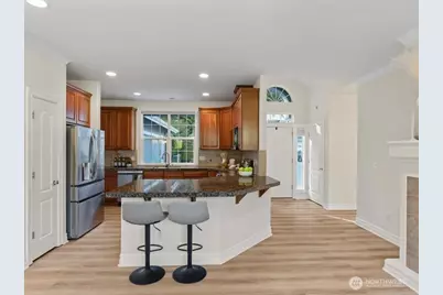 24515 NE Vine Maple Way, Redmond, WA 98053 - Photo 3