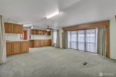 10718 63rd Street E #35, Puyallup, WA 98372 - Photo 5