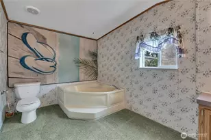10718 63rd St E, Puyallup, WA 98372 - Photo 17