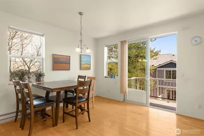 6895 Holly Park Drive S, Seattle, WA 98118 - Photo 11