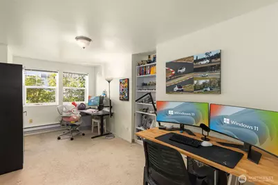 6895 Holly Park Drive S, Seattle, WA 98118 - Photo 23