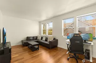 6895 Holly Park Dr S, Seattle, WA 98118 - Photo 5