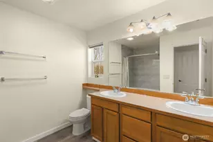 6895 Holly Park Dr S, Seattle, WA 98118 - Photo 17