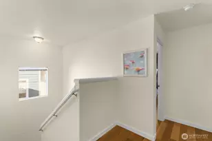6895 Holly Park Dr S, Seattle, WA 98118 - Photo 15