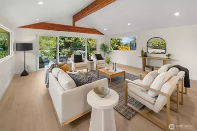 12069 Lakeside Place NE, Seattle, WA 98125 - Photo 5