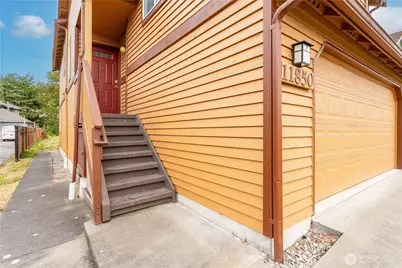 11850 44th Place S, Tukwila, WA 98178 - Photo 3