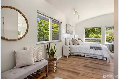 4544 W Sheridan Street, Seattle, WA 98199 - Photo 27